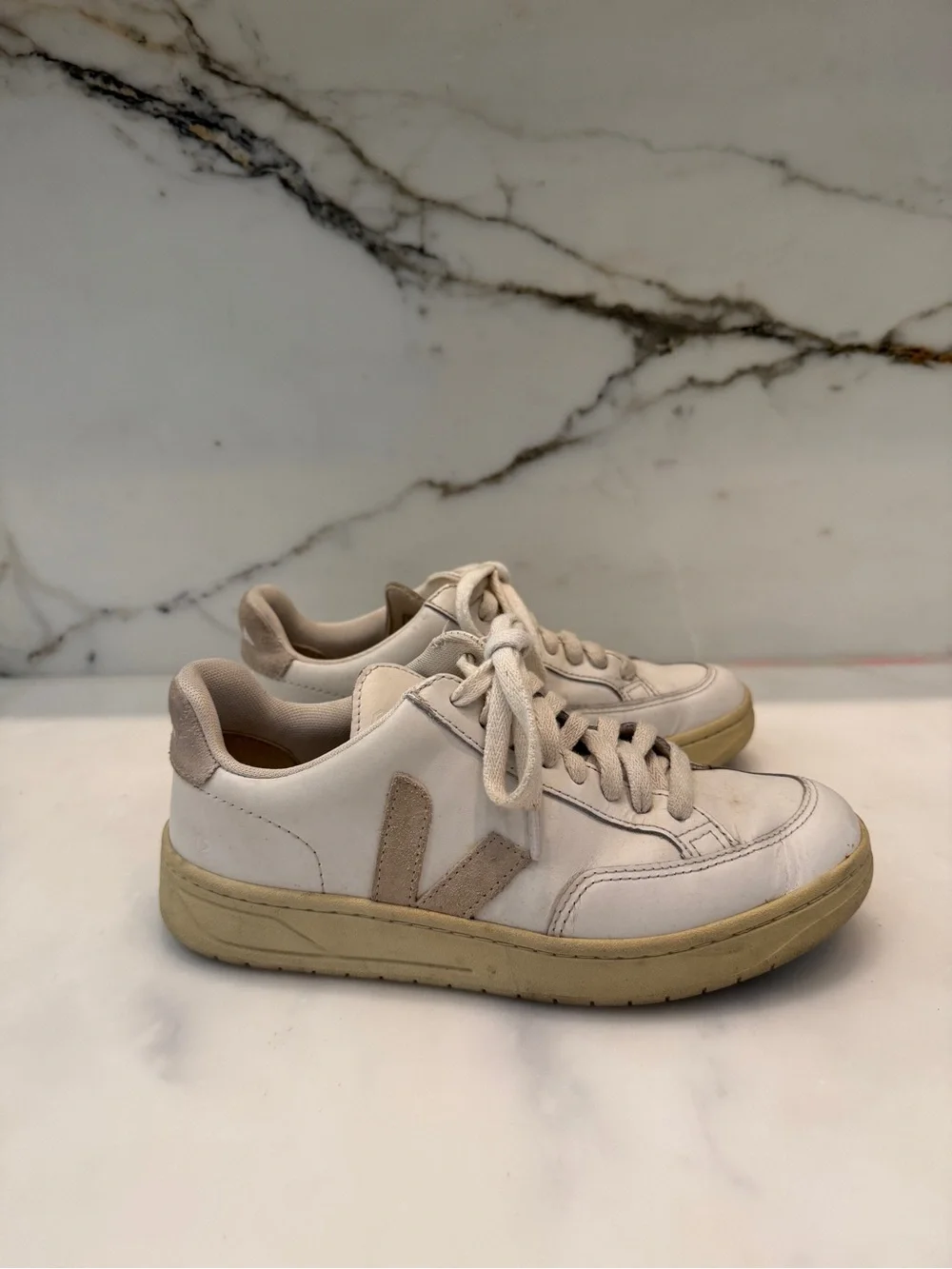 Veja classic low